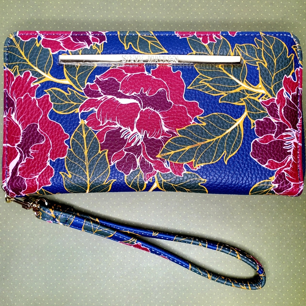 Steve Madden Blue/Multi Boxed Wallet
